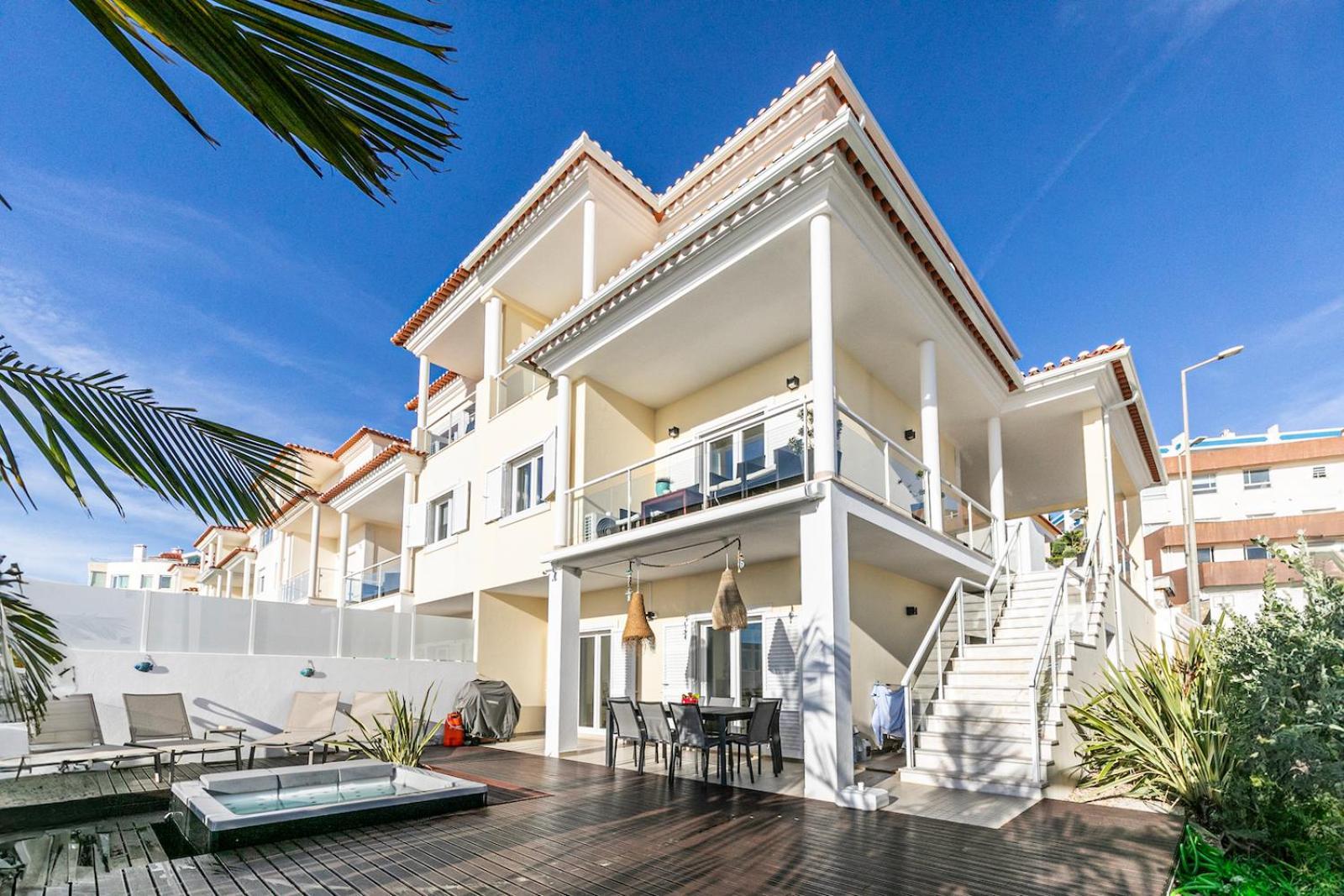 Vibing & Liming Ericeira Hotel Exterior foto