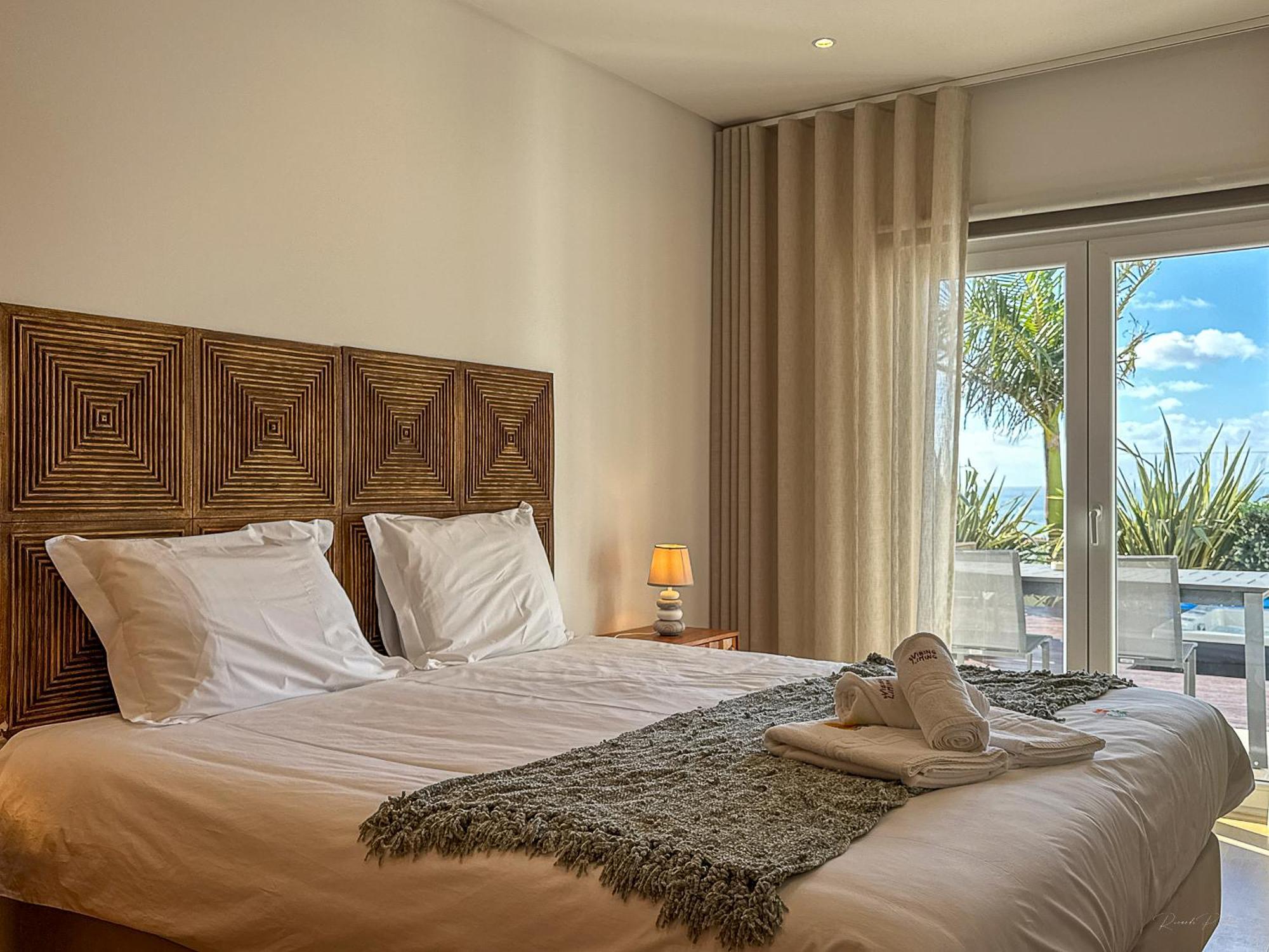 Vibing & Liming Ericeira Hotel Exterior foto