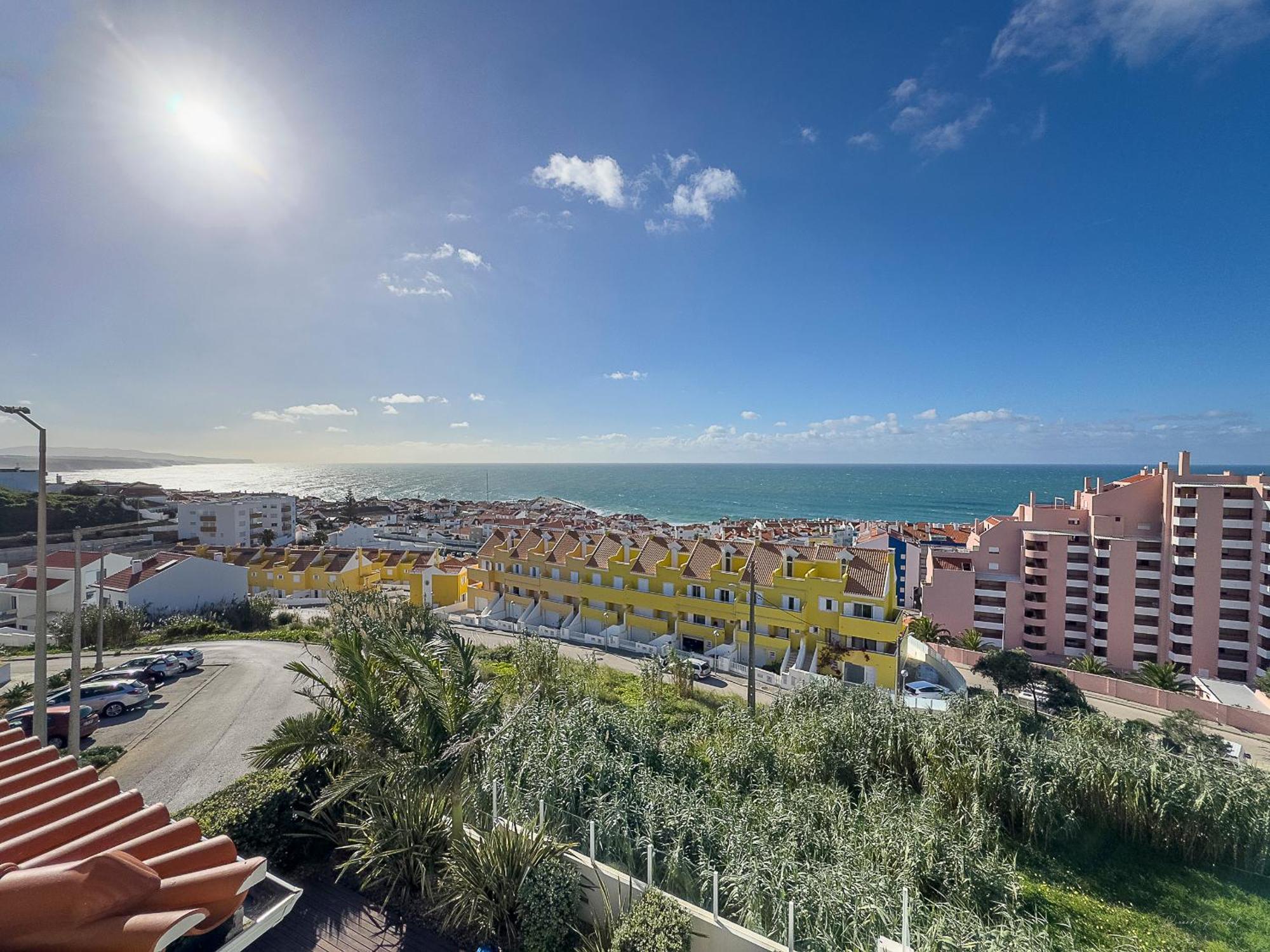 Vibing & Liming Ericeira Hotel Exterior foto