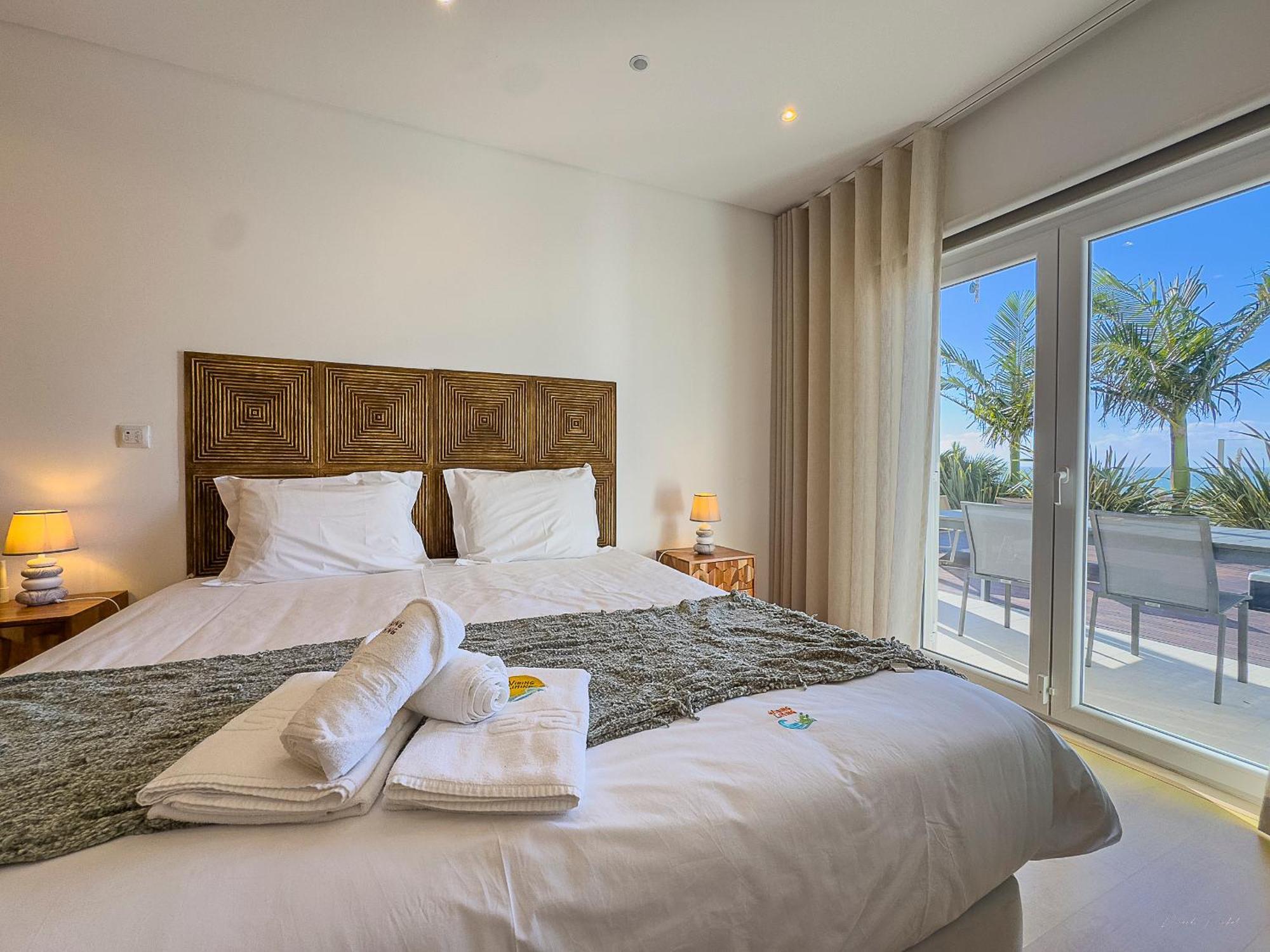 Vibing & Liming Ericeira Hotel Exterior foto